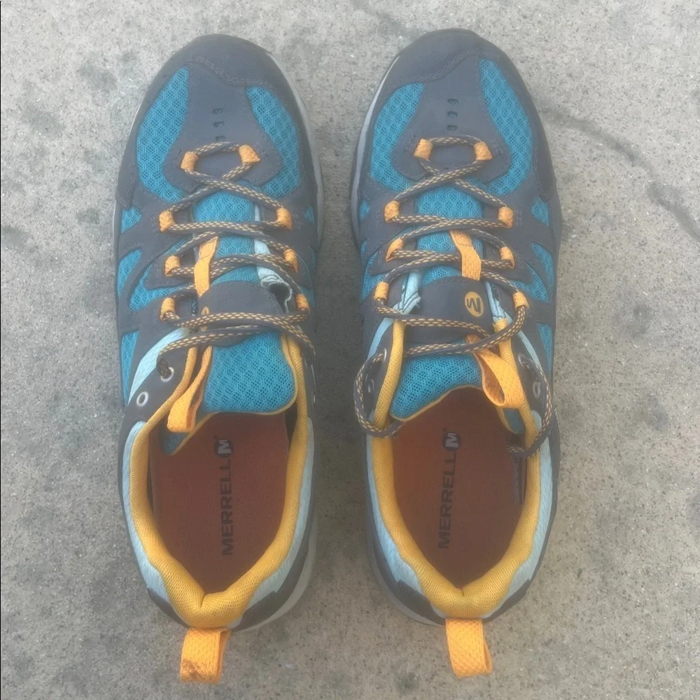 Merrell Castle Rock/Lake Blue Color Waterprook Hiking Shoe Women's Size 11